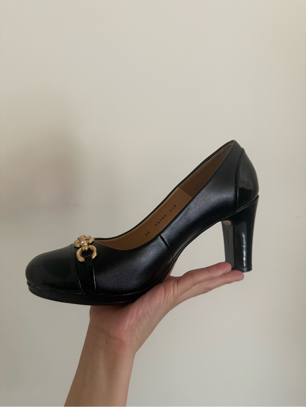 Black Women's Mid Heel Pump with Gold Accent